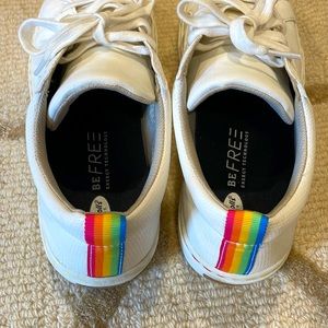 Dr. Scholl’s Pride Sneakers Size 7.5